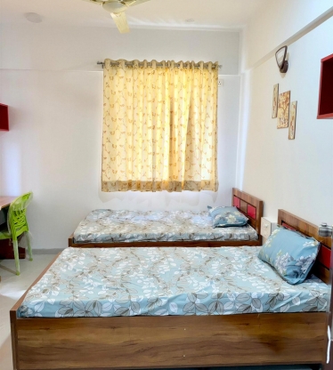 2 Sharing Room